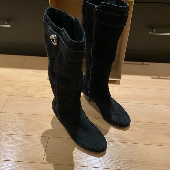 La Canadienne black suede boots - Picture 2 of 2